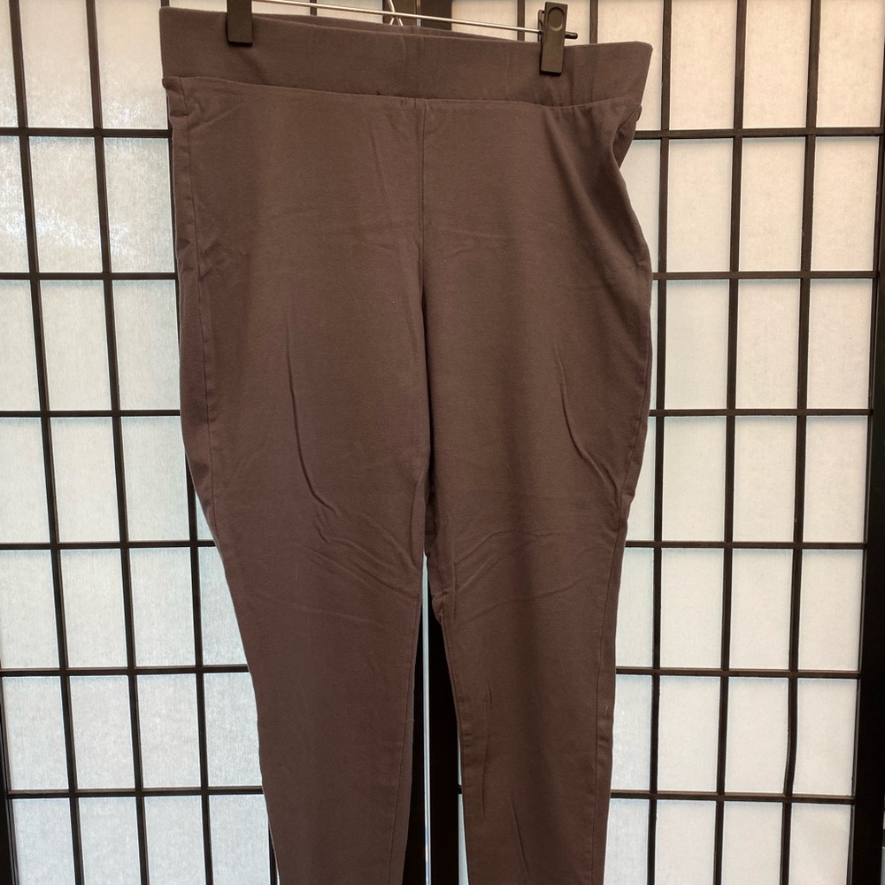 Torrid, grey leggings, size 2